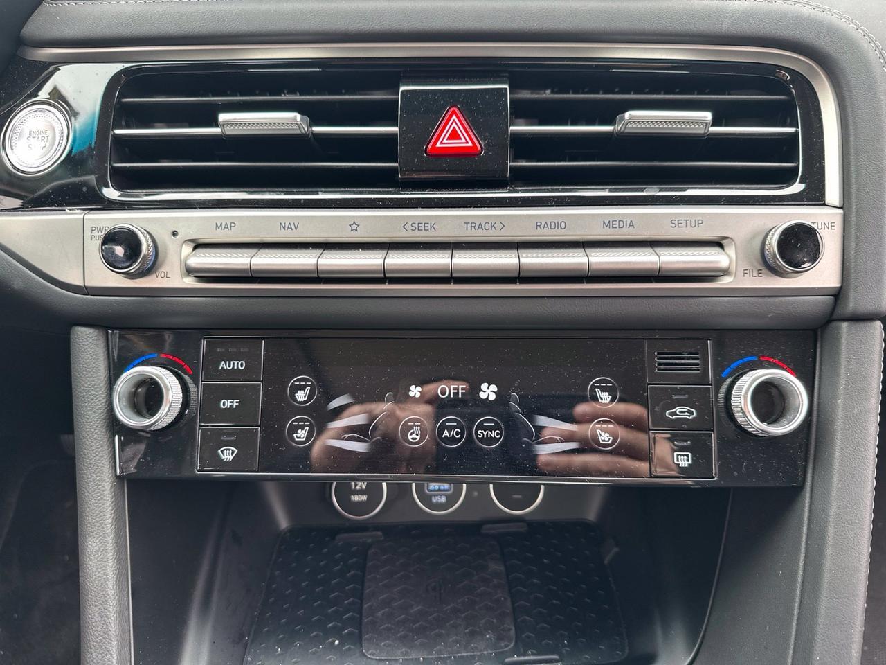 2026 Genesis G70 2.5T Prestige Chantilly VA