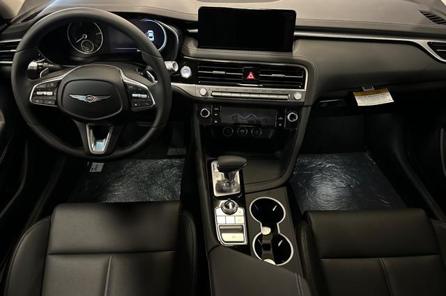 2026 Genesis G70 2.5T Standard