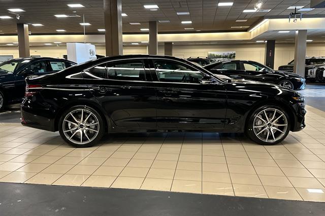 2026 Genesis G70 2.5T Standard