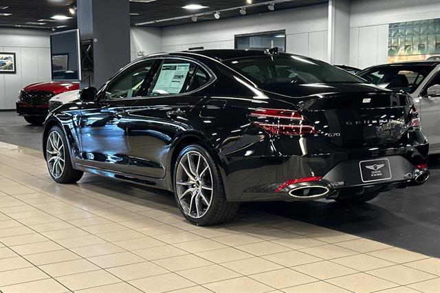 2026 Genesis G70 2.5T Standard