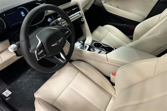 2026 Genesis G70 2.5T Standard