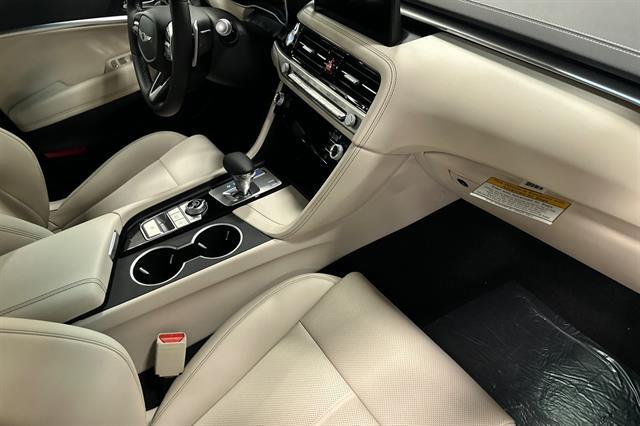 2026 Genesis G70 2.5T Standard