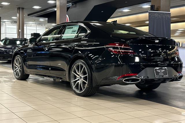 2026 Genesis G70 2.5T Standard