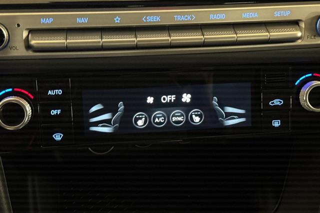 2026 Genesis G70 2.5T Standard