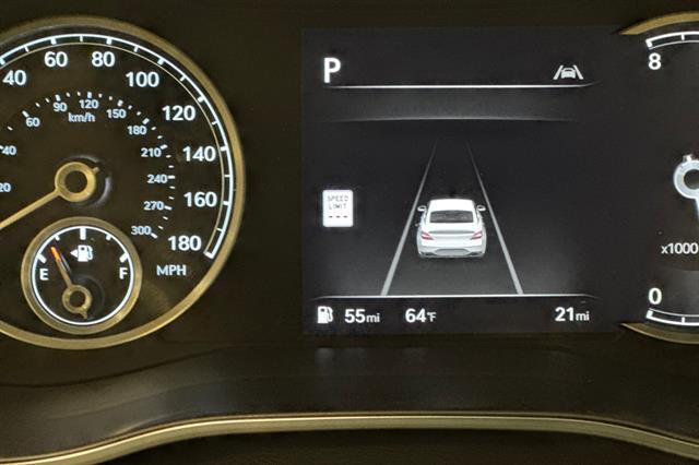2026 Genesis G70 2.5T Standard