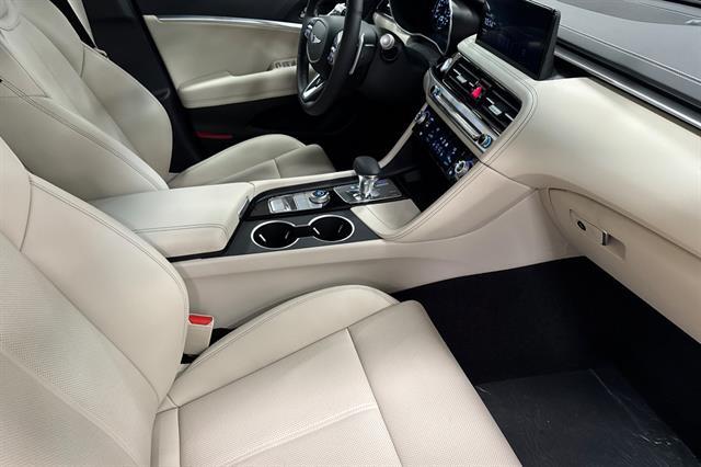 2026 Genesis G70 2.5T Standard