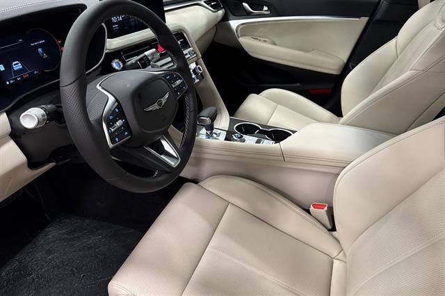 2026 Genesis G70 2.5T Standard