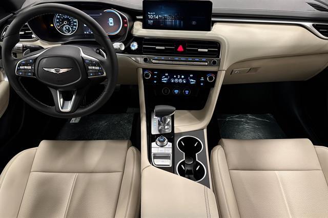 2026 Genesis G70 2.5T Standard