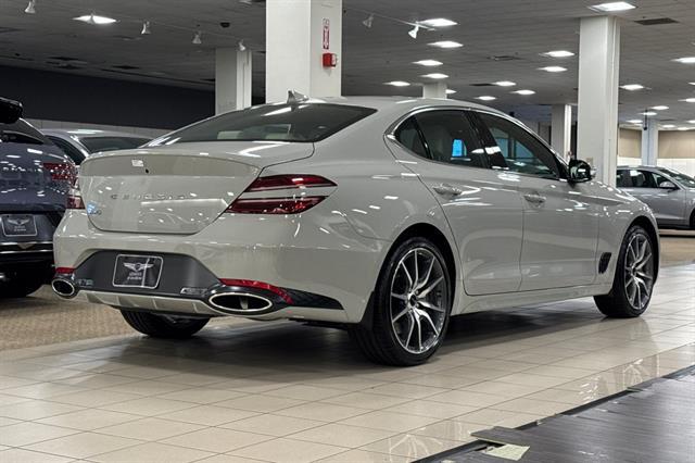 2026 Genesis G70 2.5T Standard