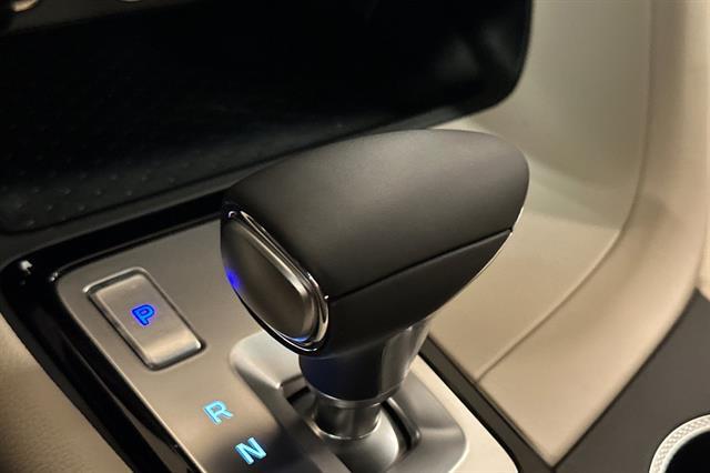 2026 Genesis G70 2.5T Standard