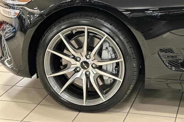 2026 Genesis G70 2.5T Standard