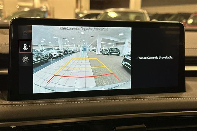 2026 Genesis G70 2.5T Standard