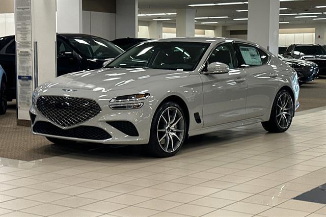2026 Genesis G70 2.5T Standard