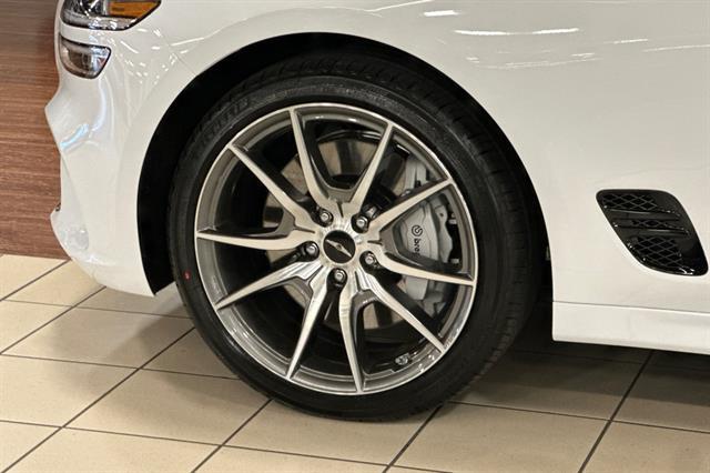 2026 Genesis G70 2.5T Standard