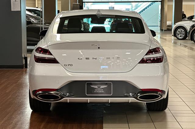 2026 Genesis G70 2.5T Standard