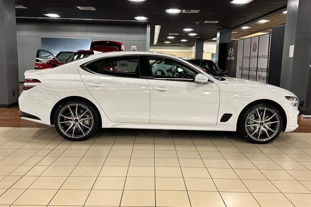 2026 Genesis G70 2.5T Standard