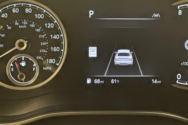 2026 Genesis G70 2.5T Standard