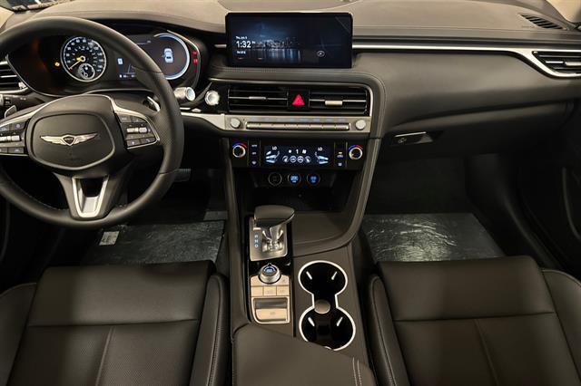 2026 Genesis G70 2.5T Standard