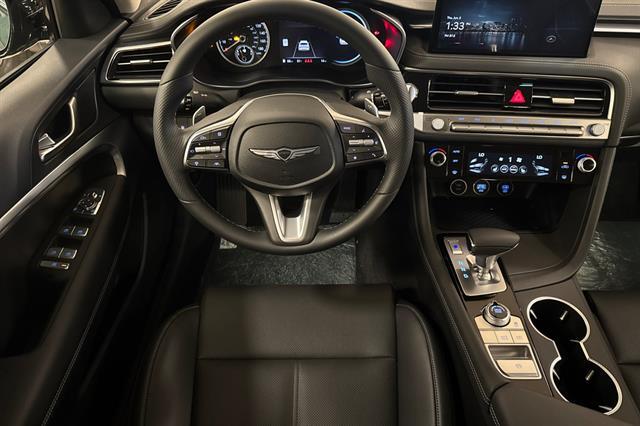 2026 Genesis G70 2.5T Standard
