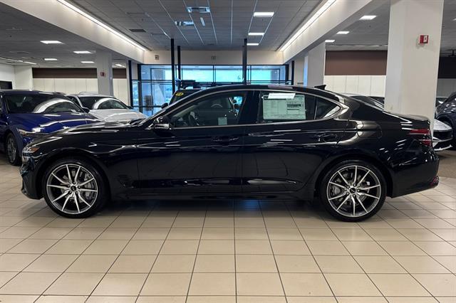 2026 Genesis G70 2.5T Standard