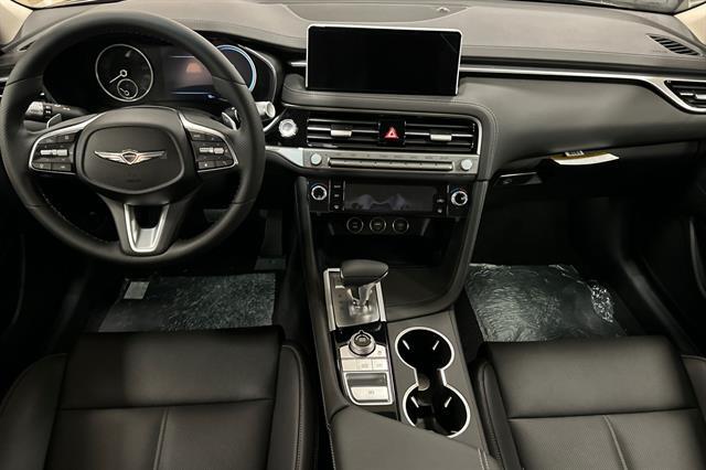 2026 Genesis G70 2.5T Standard