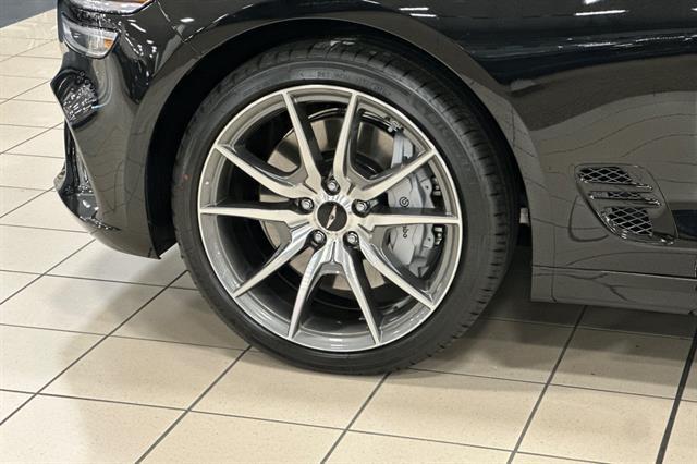 2026 Genesis G70 2.5T Standard