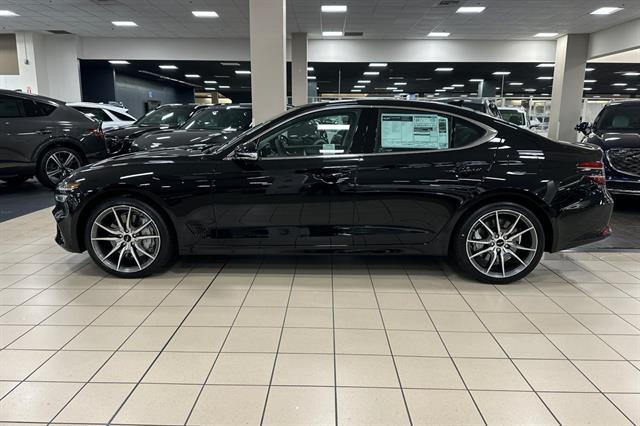 2026 Genesis G70 2.5T Standard