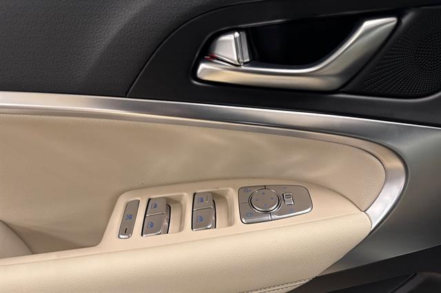 2026 Genesis G70 2.5T Standard