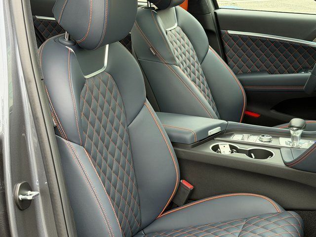 2026 Genesis G70 3.3T Prestige Graphite Chantilly VA