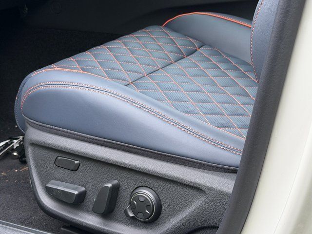 2026 Genesis G70 3.3T Prestige Graphite Chantilly VA