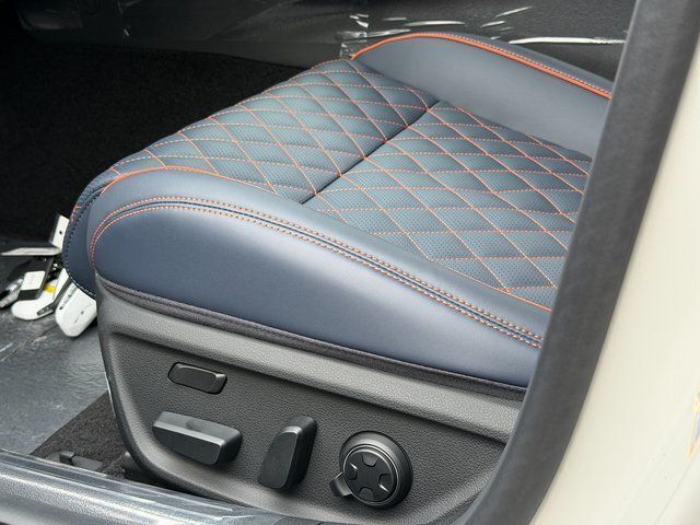 2026 Genesis G70 3.3T Prestige Graphite Chantilly VA