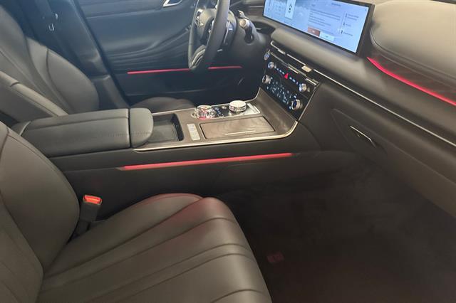 2026 Genesis G80 2.5T Advanced