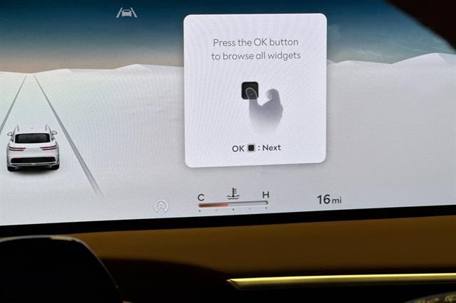 2026 Genesis GV70 2.5T Advanced
