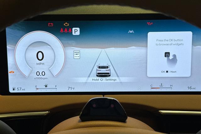 2026 Genesis GV70 2.5T Advanced
