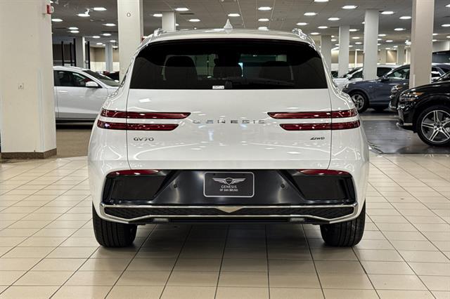 2026 Genesis GV70 2.5T Advanced