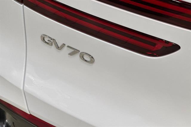 2026 Genesis GV70 2.5T Advanced