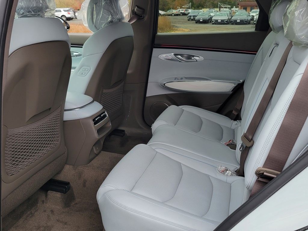 2026 Genesis GV70 2.5T Advanced Chantilly VA