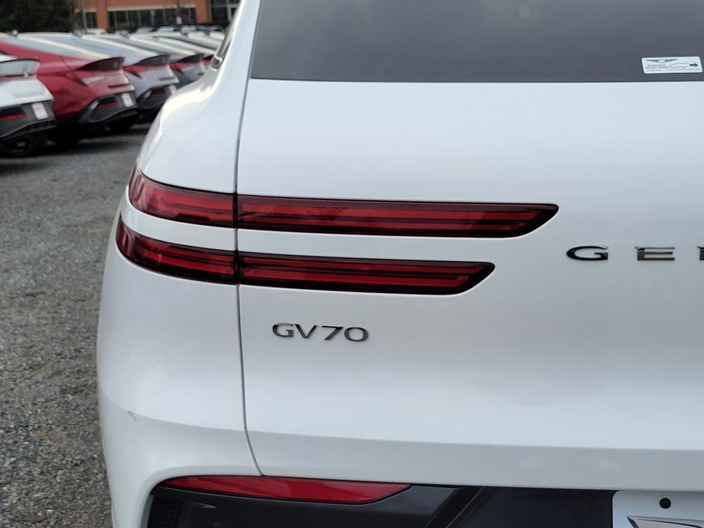 2026 Genesis GV70 2.5T Advanced Chantilly VA