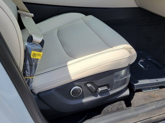 2026 Genesis GV70 2.5T Advanced Chantilly VA