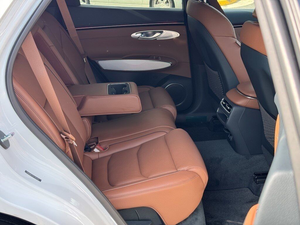 2026 Genesis GV70 2.5T Advanced Chantilly VA