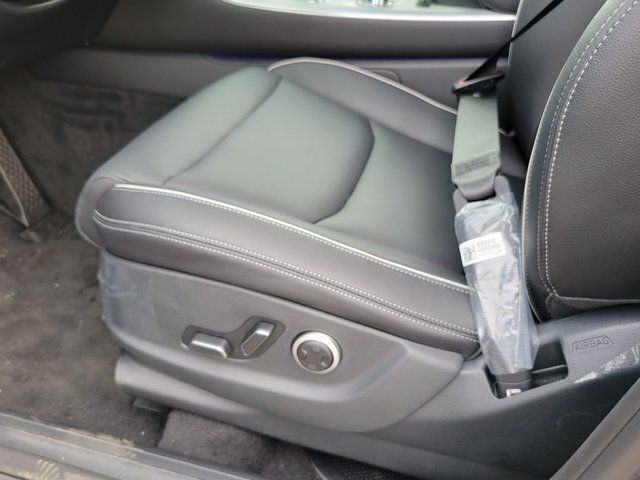 2026 Genesis GV70 2.5T Advanced Chantilly VA