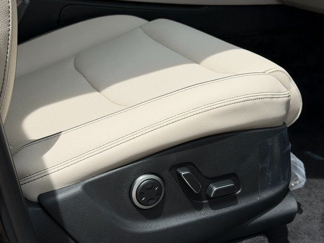 2026 Genesis GV70 2.5T Advanced Chantilly VA