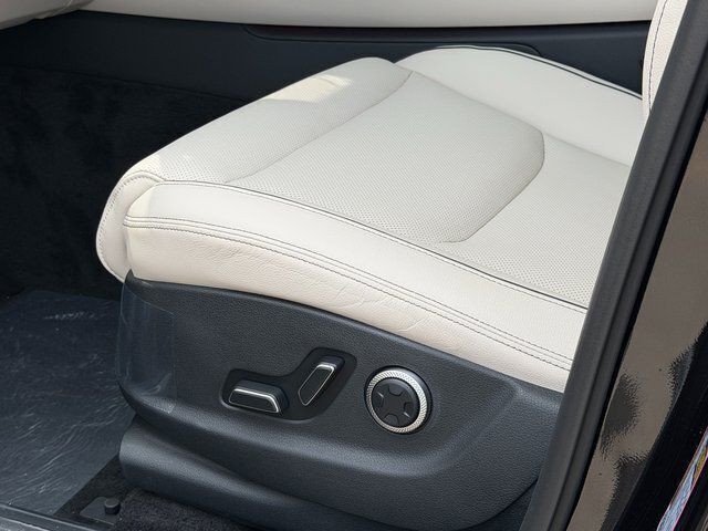 2026 Genesis GV70 2.5T Advanced Chantilly VA