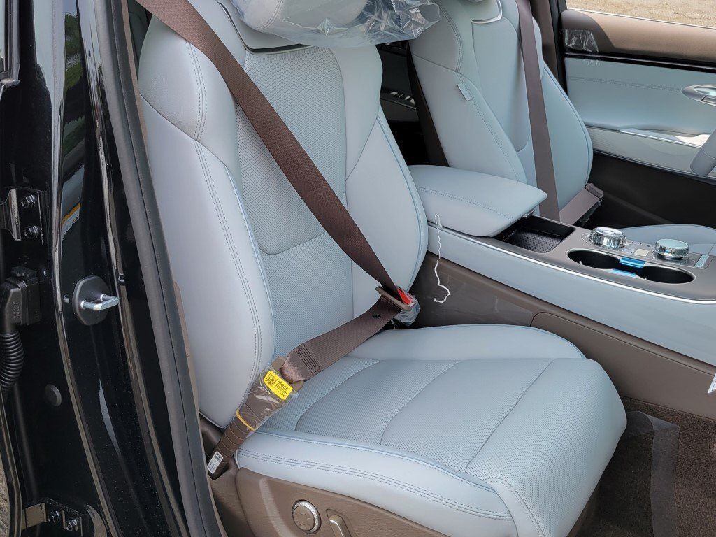 2026 Genesis GV70 2.5T Advanced Chantilly VA