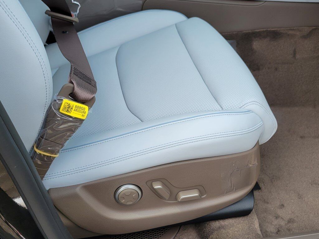 2026 Genesis GV70 2.5T Advanced Chantilly VA