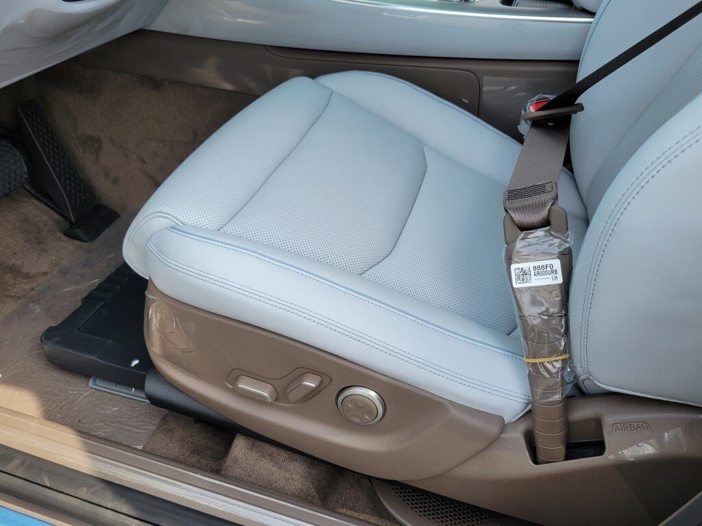 2026 Genesis GV70 2.5T Advanced Chantilly VA