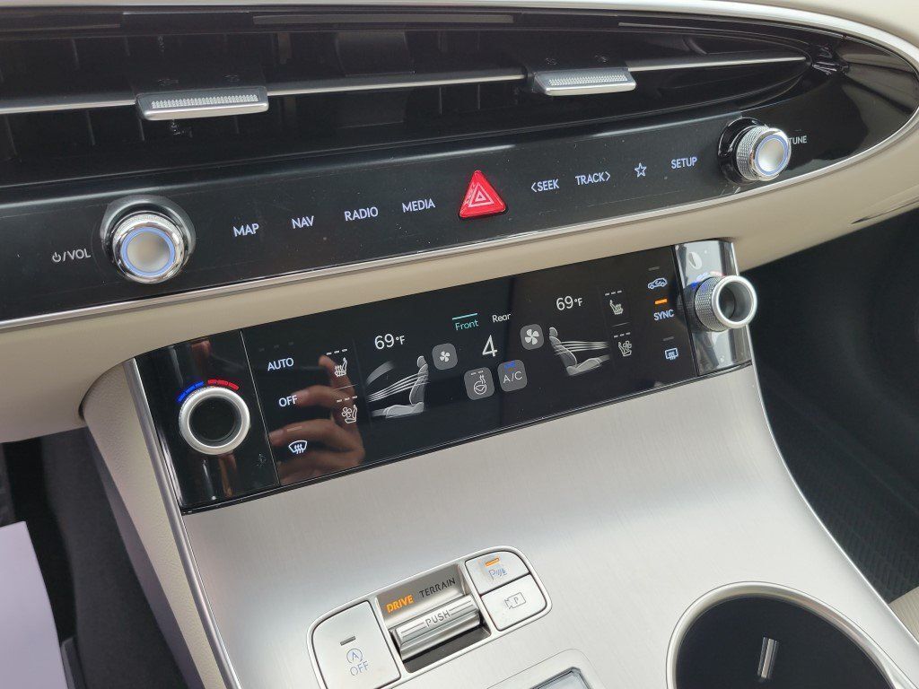 2026 Genesis GV70 2.5T Advanced Chantilly VA