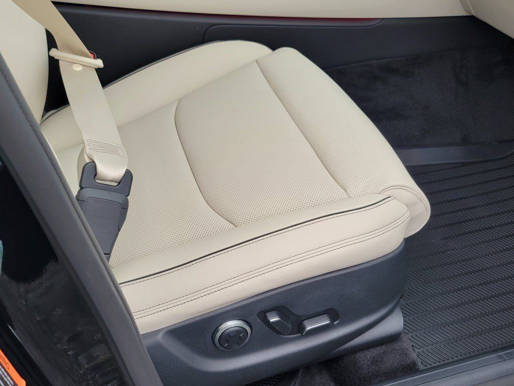 2026 Genesis GV70 2.5T Advanced Chantilly VA