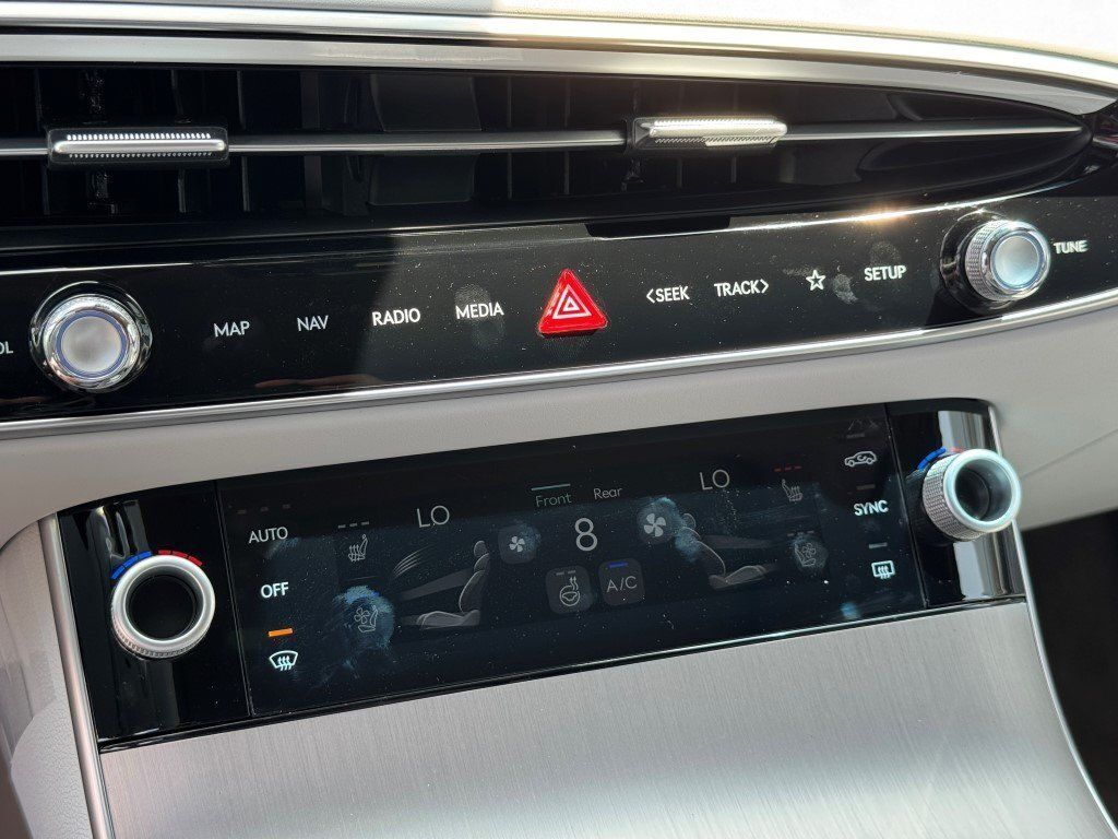 2026 Genesis GV70 2.5T Advanced Chantilly VA