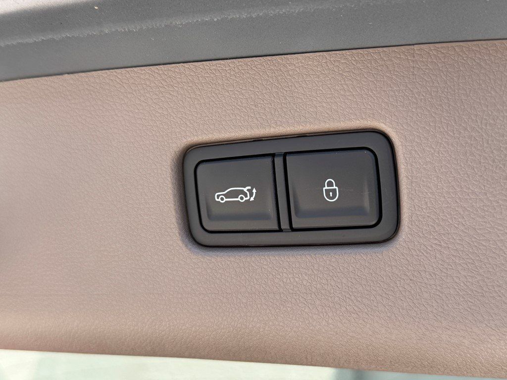 2026 Genesis GV70 2.5T Advanced Chantilly VA